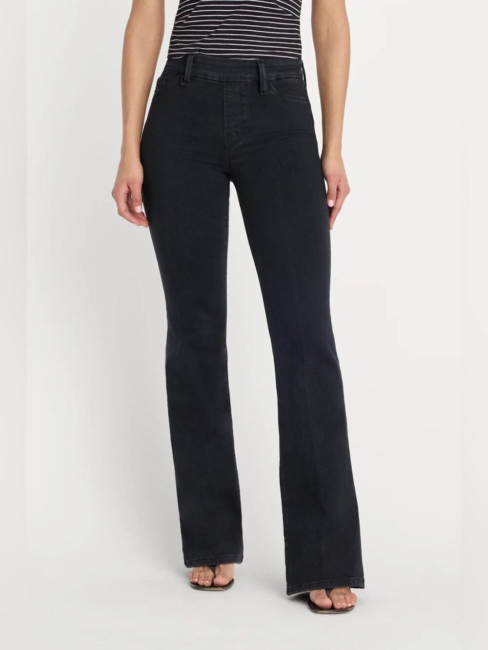 Good American Power Stretch Pull-On Flare Jeans in Black - Size 2X